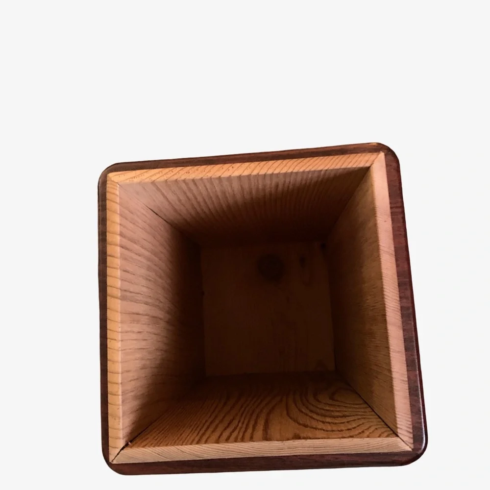 1915 Tall Hinged Wood Cigar Humidor Box 9-1/2